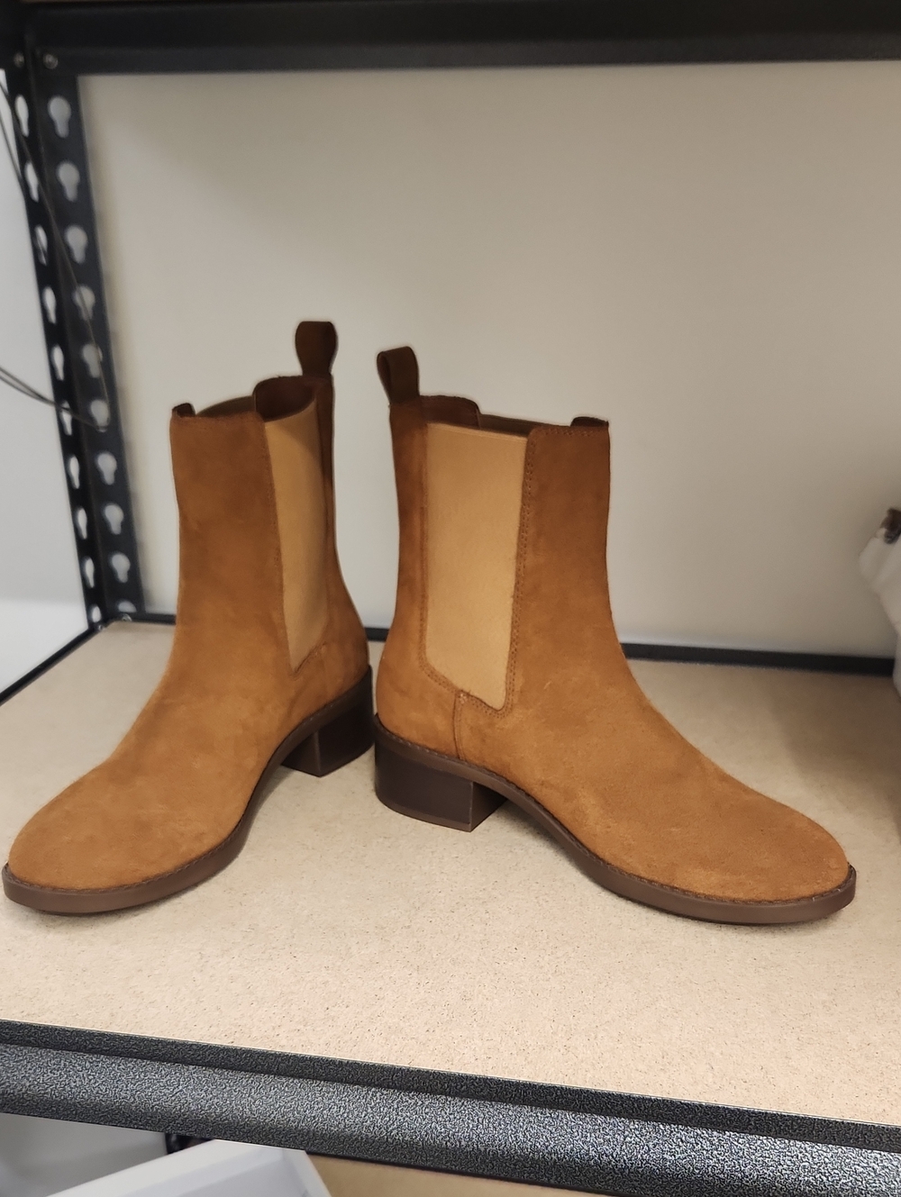 Suede Chelsea Boots in Cognac Brown Steve Madden "Kaplan"  Brand New